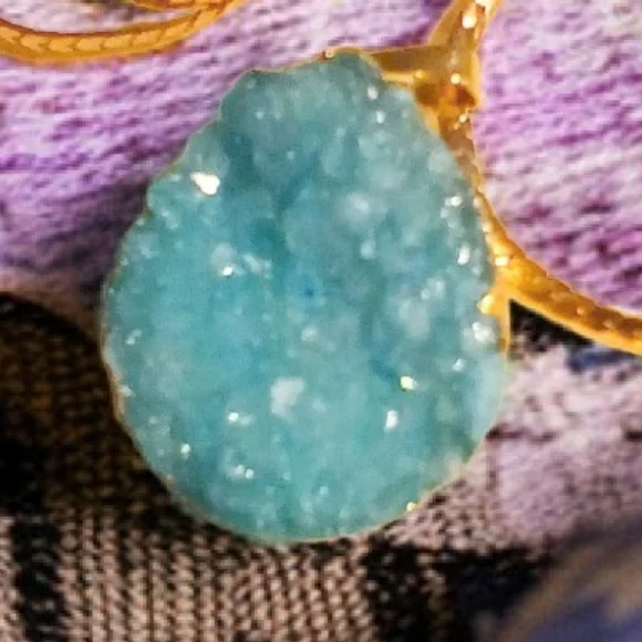 Blue Agate Druzy Gold Plated pendant - Picture 2 of 3